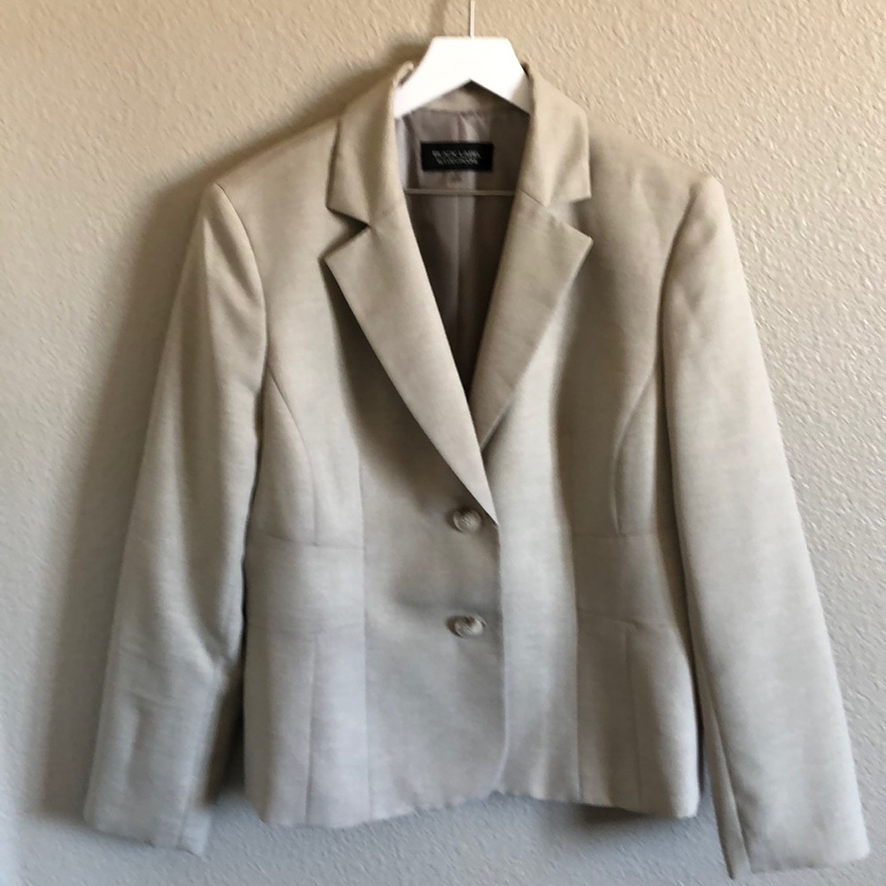 Evan Picone Black label tan blazer